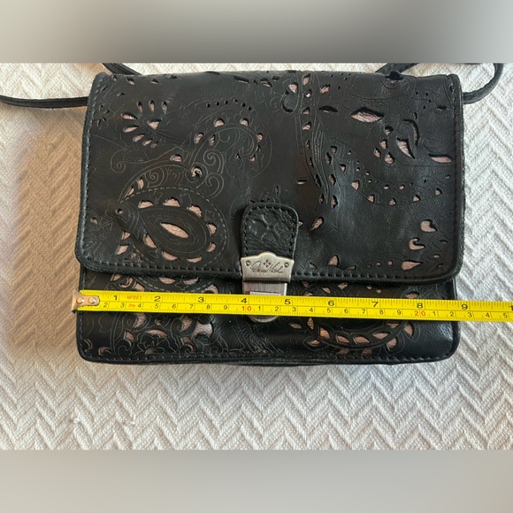 Patricia Nash Lanza Crossbody - Picture 3 of 17